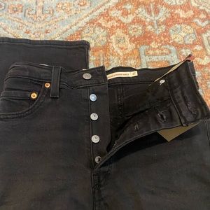 NWT LEVIS ribcage straight ankle jeans 27x27